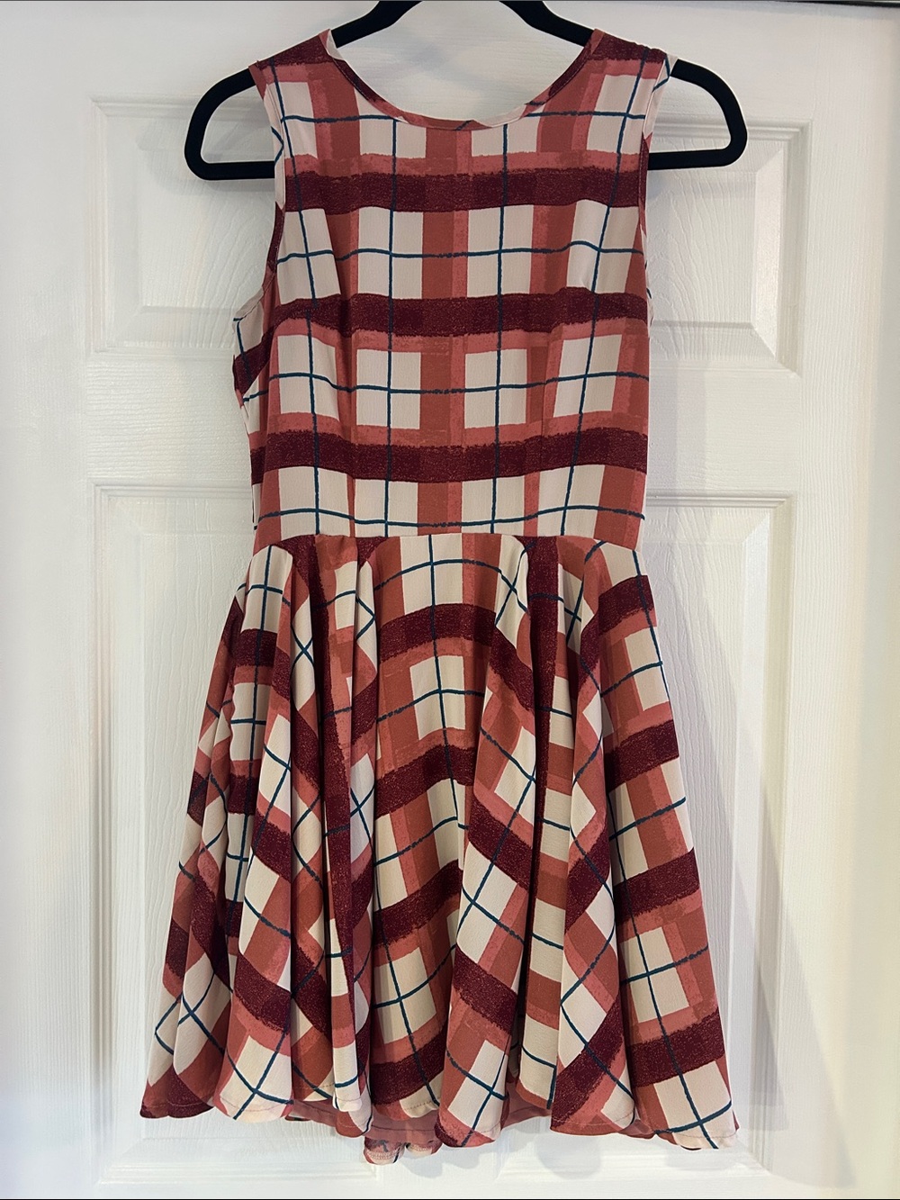 Ladies Maison Jules size small Red Plaid Sleeveless Party Dress